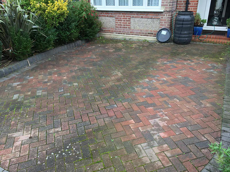 Driveway Cleaning in Woking Surrey